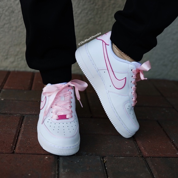 Nike Custom Air Force 1 Low with Matching Satin Laces NWT - Picture 8 of 15